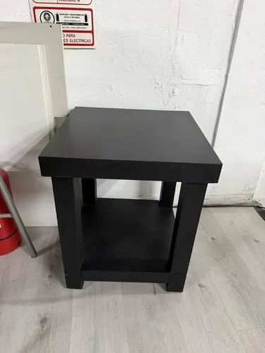Mesa Auxiliar Ratona Negra Cuadrada 2 Niveles