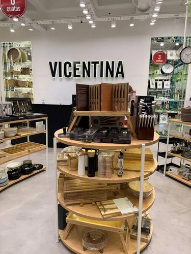 Isla Circular De Exhibicion Enchapada Madera Con Led