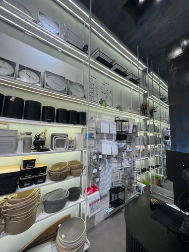 Estanteria Alta Mdf Blanco Laqueado Con Led 3,70m X Metro