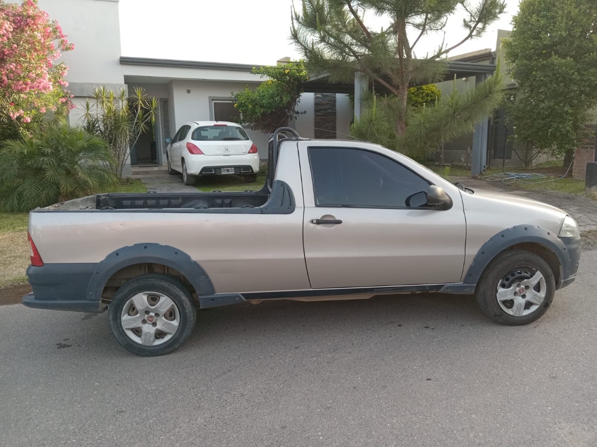 FIAT STRADA 1.4 WORKING 2014 