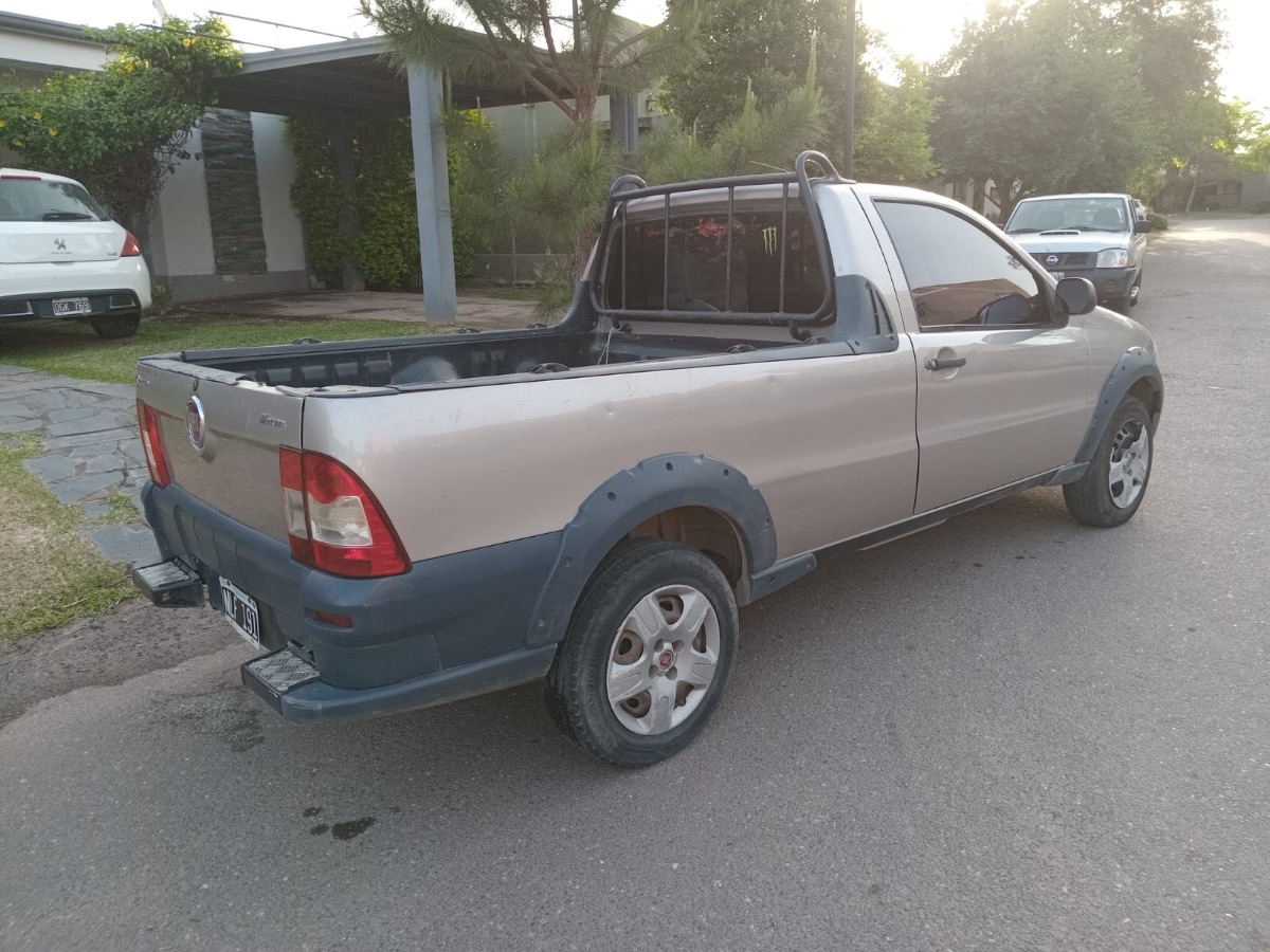 FIAT STRADA 1.4 WORKING 2014 