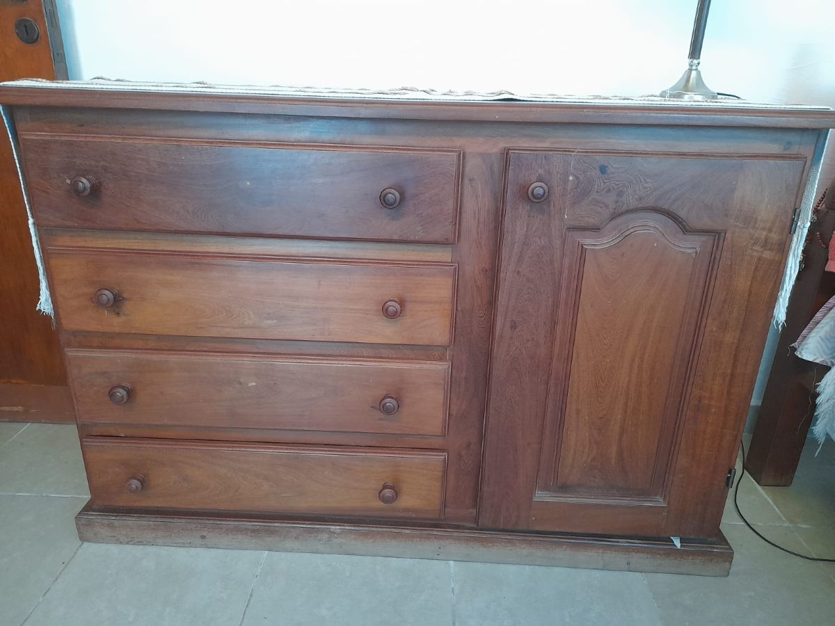 Cómoda/Mueble Axuliar/Chifonier