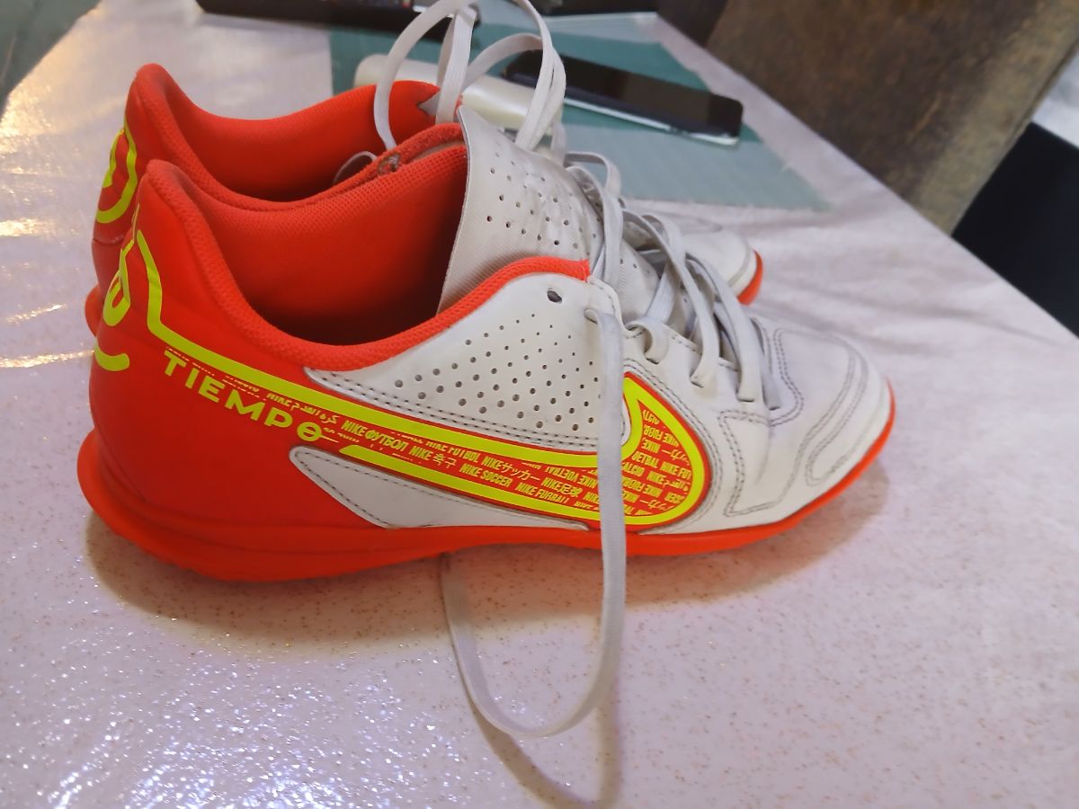 Botines Nike Tiempo Legend 9 Club TF. Botines Penalty Futsal Originales Excelente estado 🔥