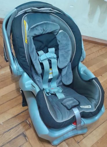 Silla para auto de bebé Graco SnugRide 35