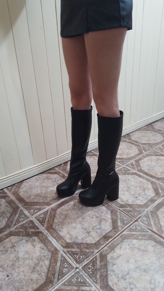 Botas negras altas