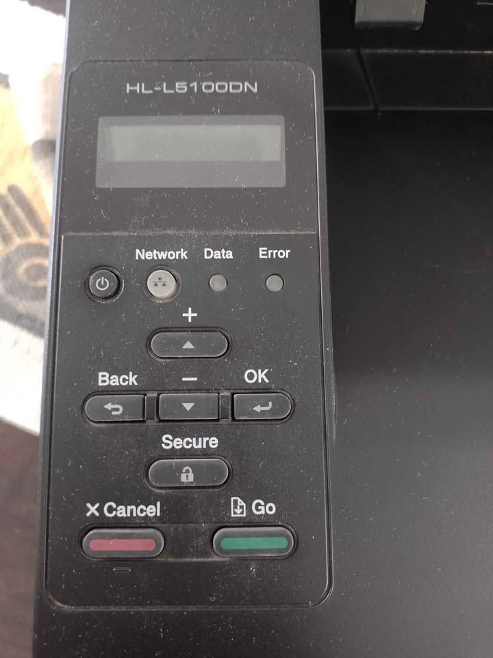 Vendo impresora láser negro brother 5100 usada