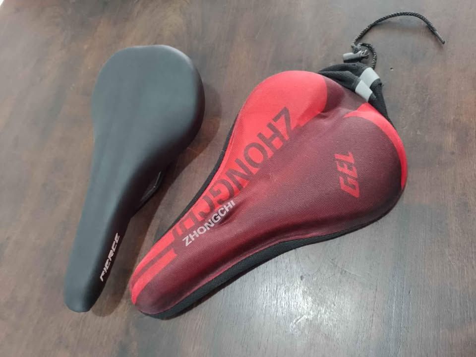 Vendo Asiento De Bicicleta Tipo SLP. Marca Fierce. Sin Uso. + Cubre Asiento Prostático De Gel.