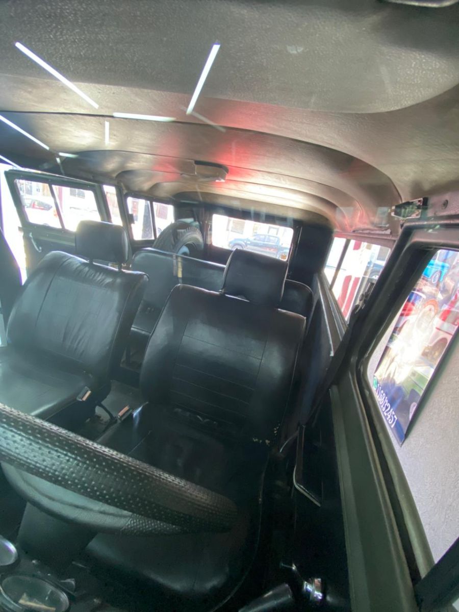Jeep ika