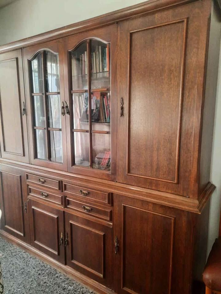 Mueble de roble