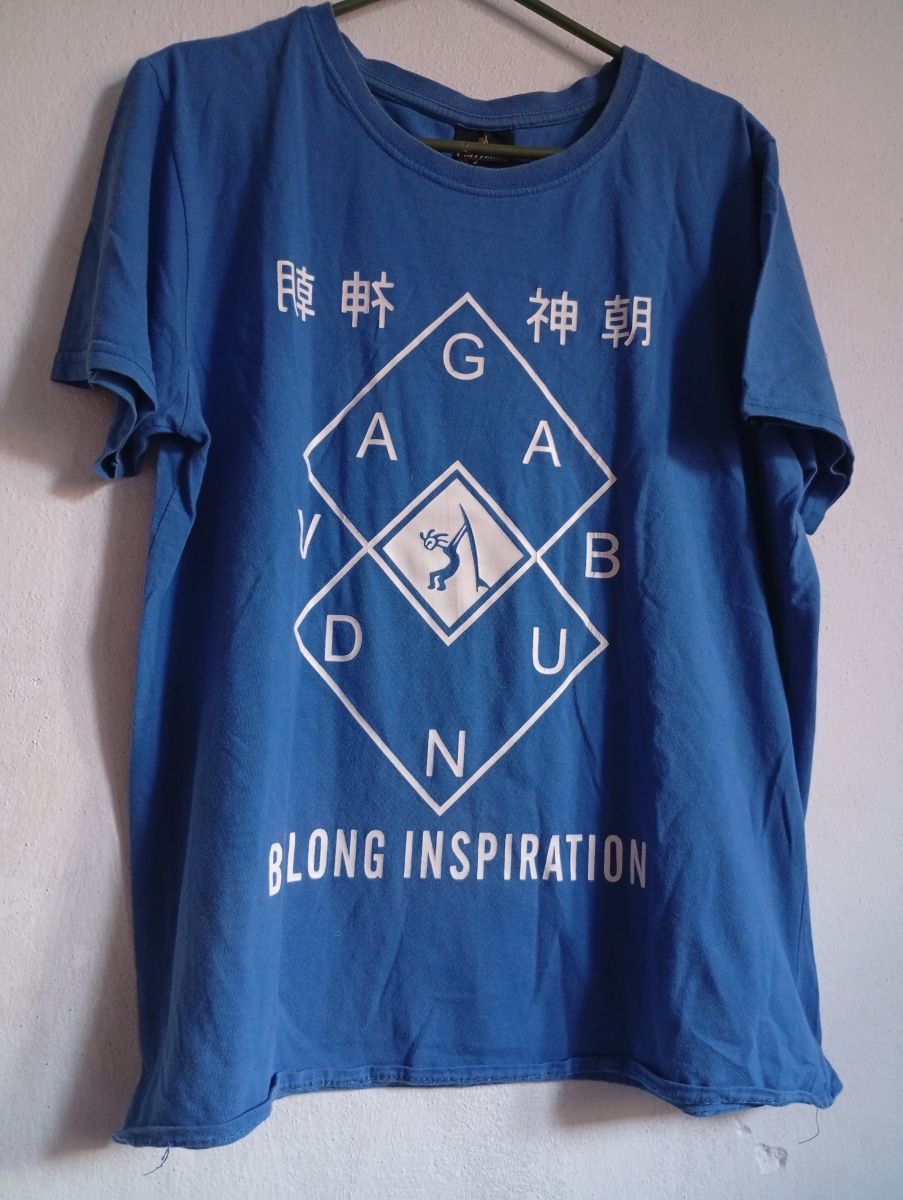 Remera azul