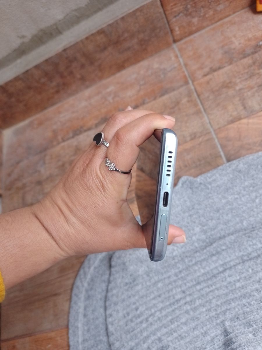 Moto g 200