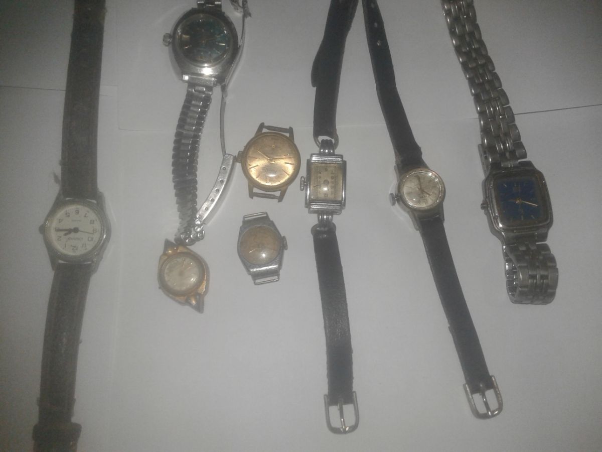 8 relojes marca osawa*campus*raymono*fero*arinalux*out orient.  Antigüedad colección repuestos