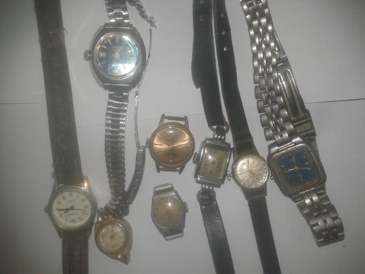 8 relojes marca osawa*campus*raymono*fero*arinalux*out orient.  Antigüedad colección repuestos