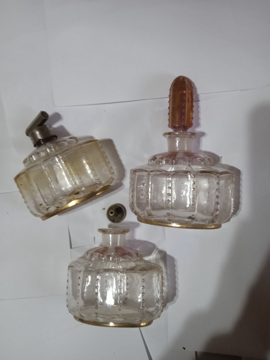 Caramelera  perfumero  y licorera antiguas