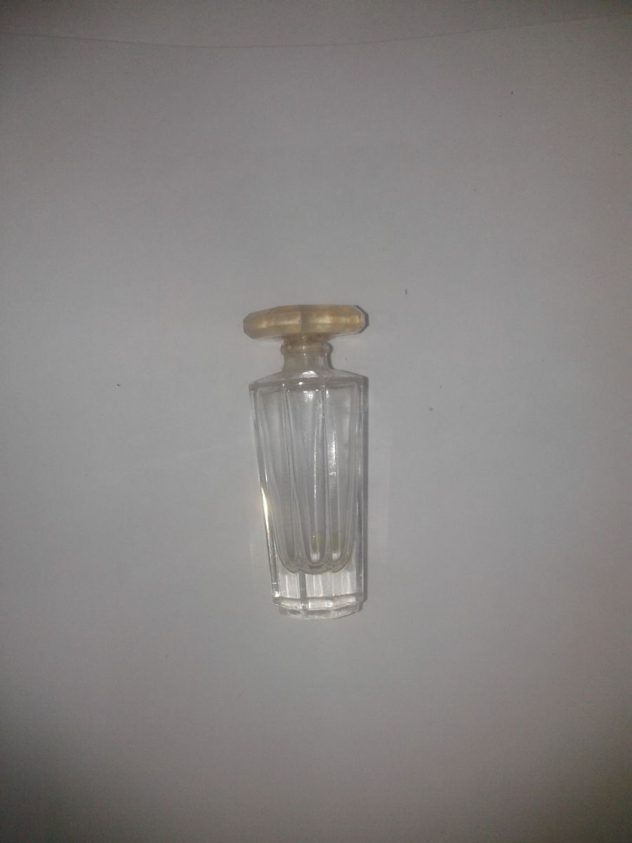 Perfumero recargable , Caramelera tallada y cepillo tocador  colección antiguedades