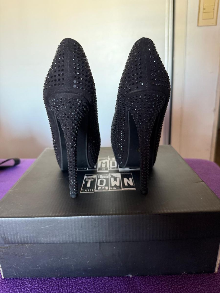 Zapatos para fiesta negros con brillos talle 38 (muy poco uso)
