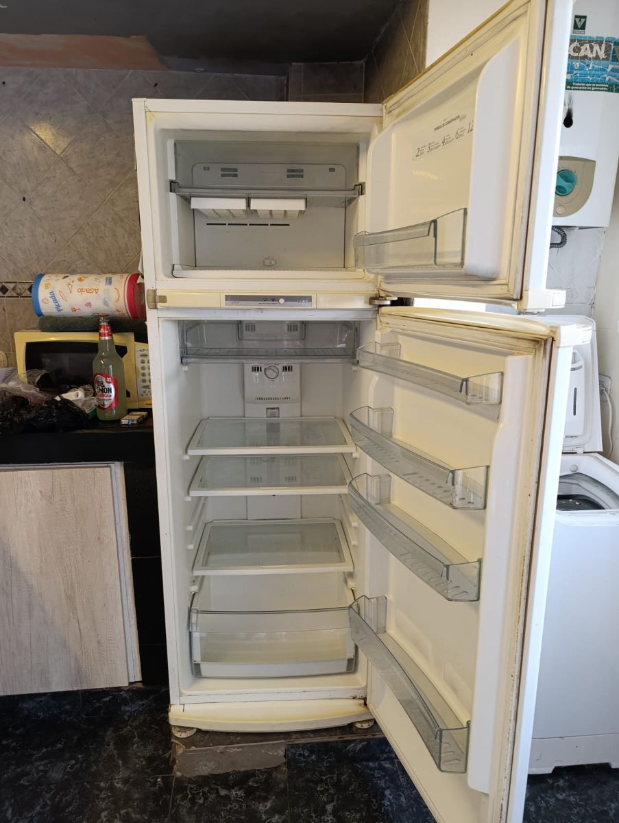 VENDO HELADERA WHIRPOOL