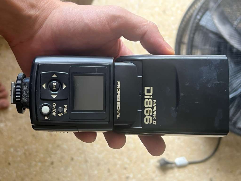 Flash Nissin Di866 Mark II