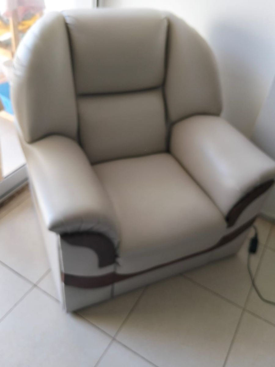 SILLON DE CUERO