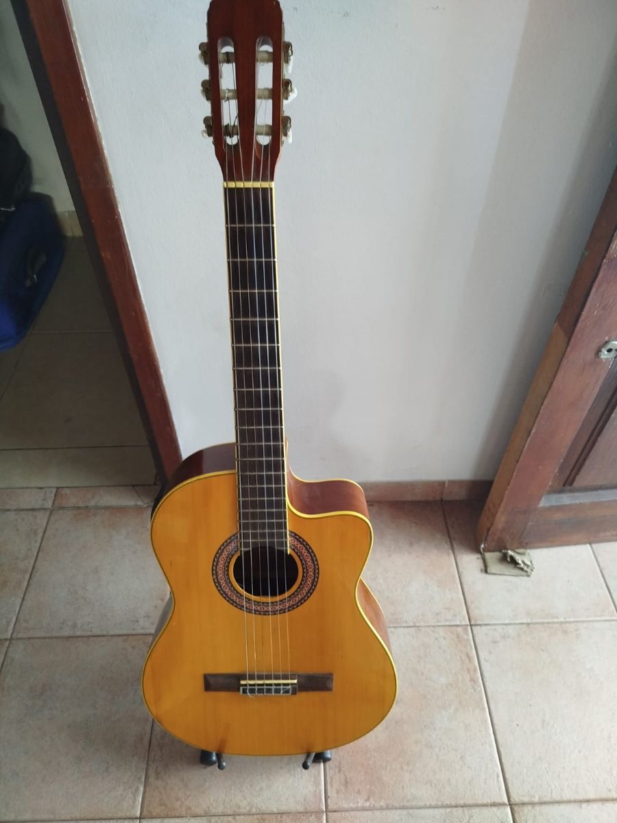 Guitarra criolla 