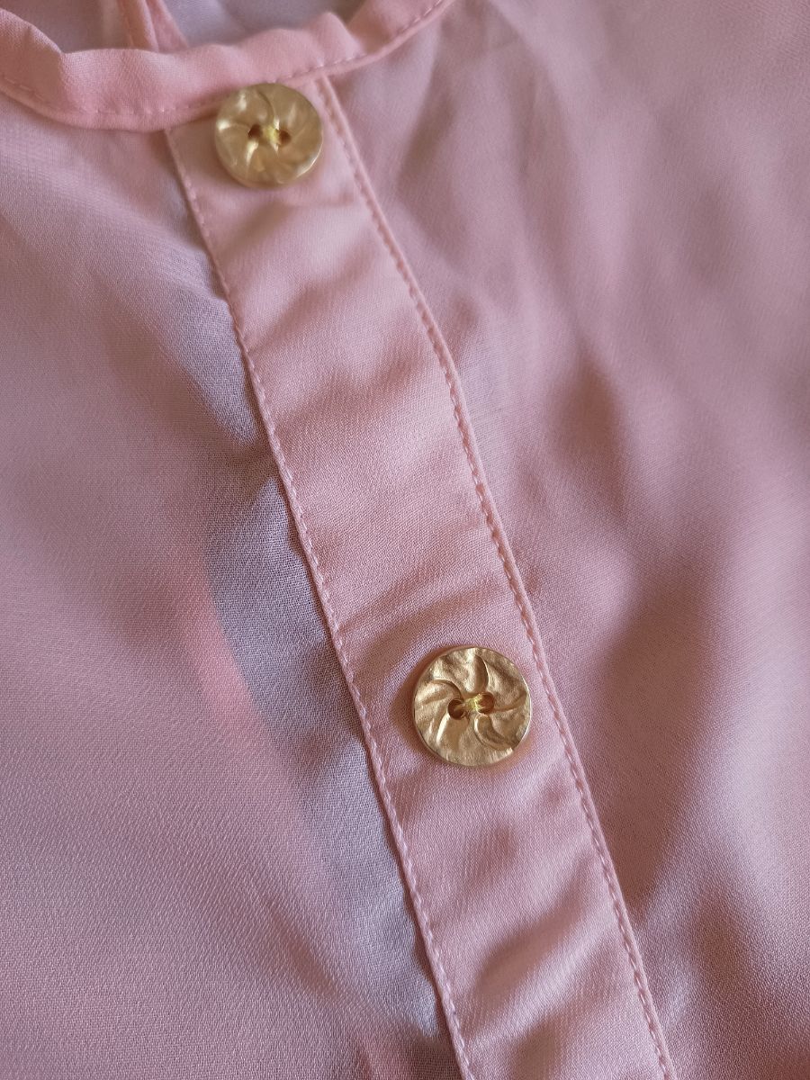 Blusa de chifón color salmón claro - ILEGAL