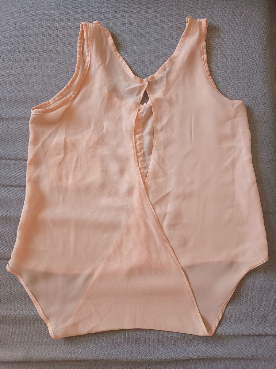 Blusa de chifón color salmón claro - ILEGAL