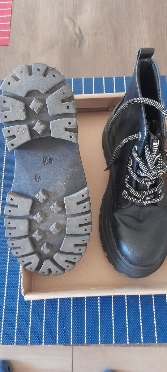 Vendo Borcegos Krestel 