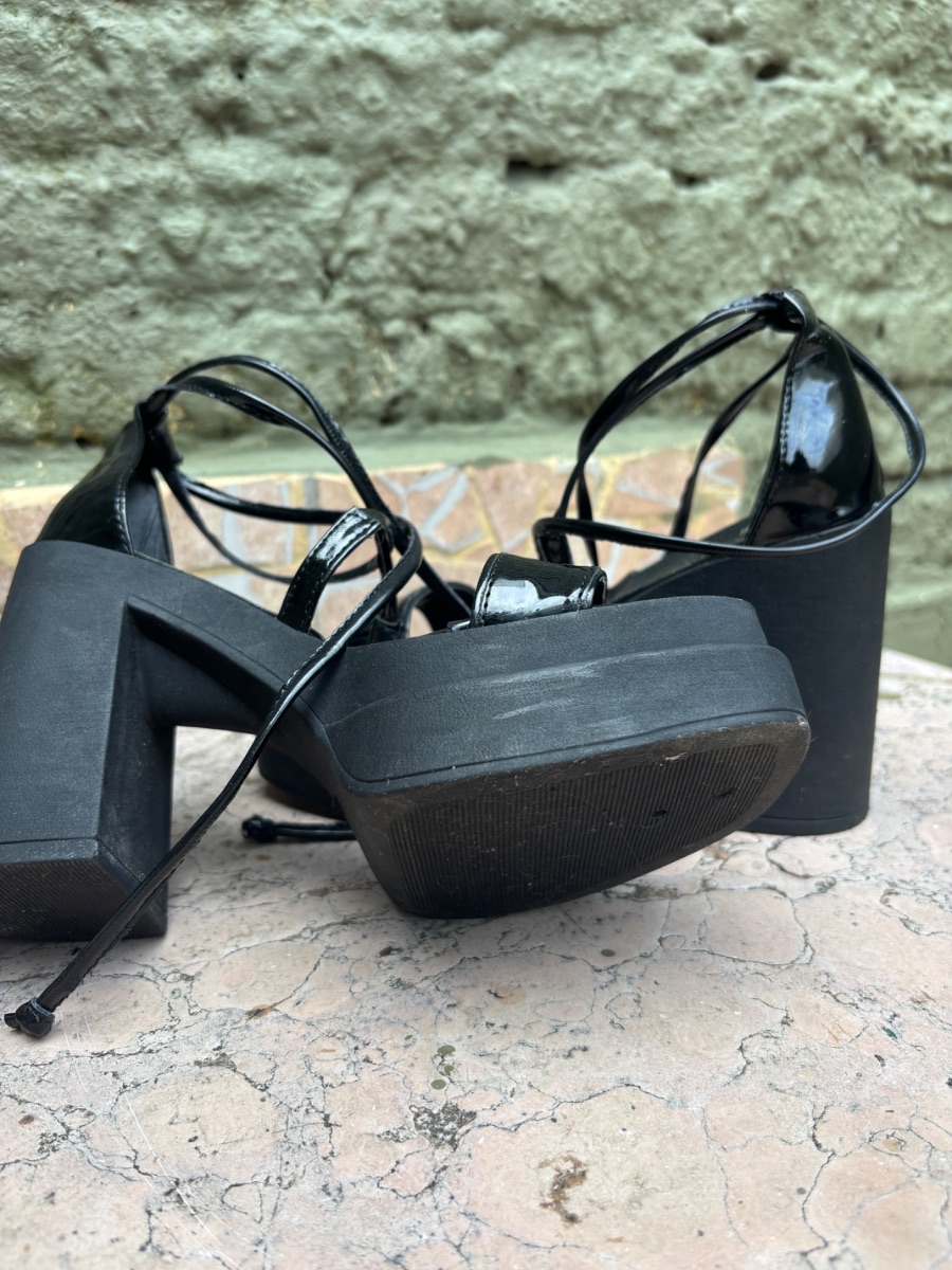 Zapatos negros de fiesta