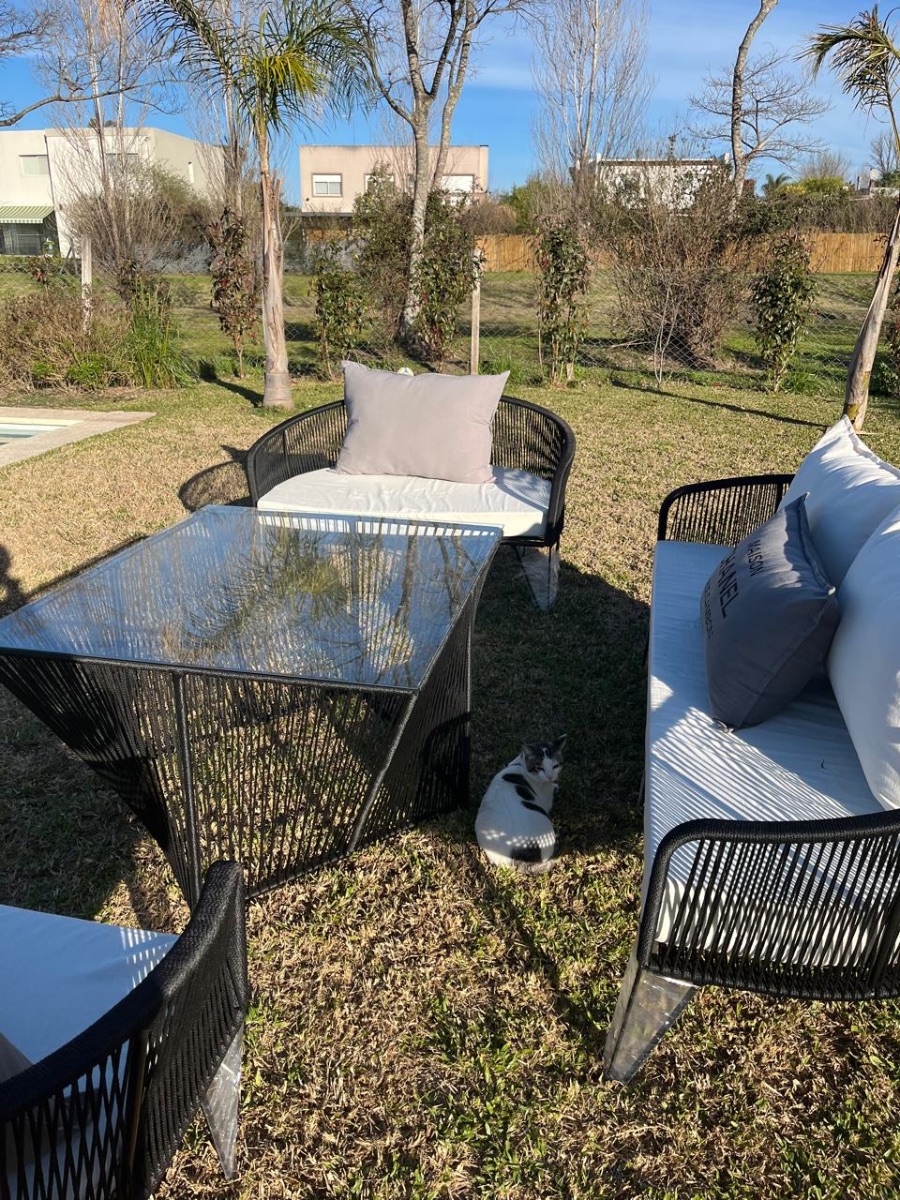 Set sillones exterior moderno + mesa vidrio (sin almohadones)