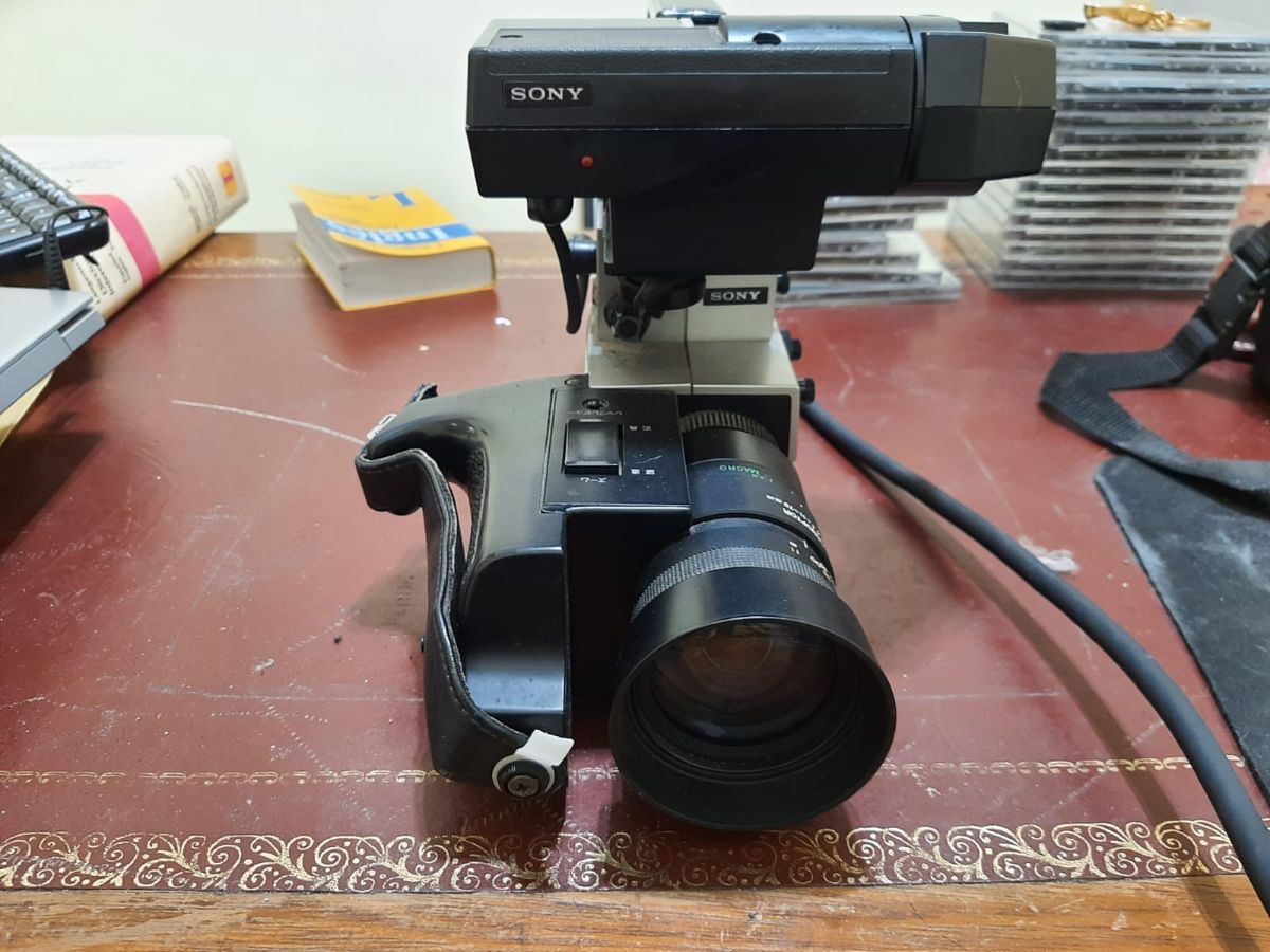 Video Camara Sony HVC-F1