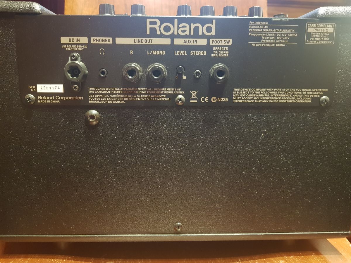 Amplificador ROLAND AC 40 - Excelente estado