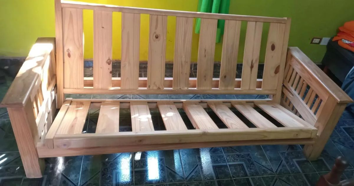 Futón Sillón Cama Reforzado 3 Cuerpos Sin Colchón 