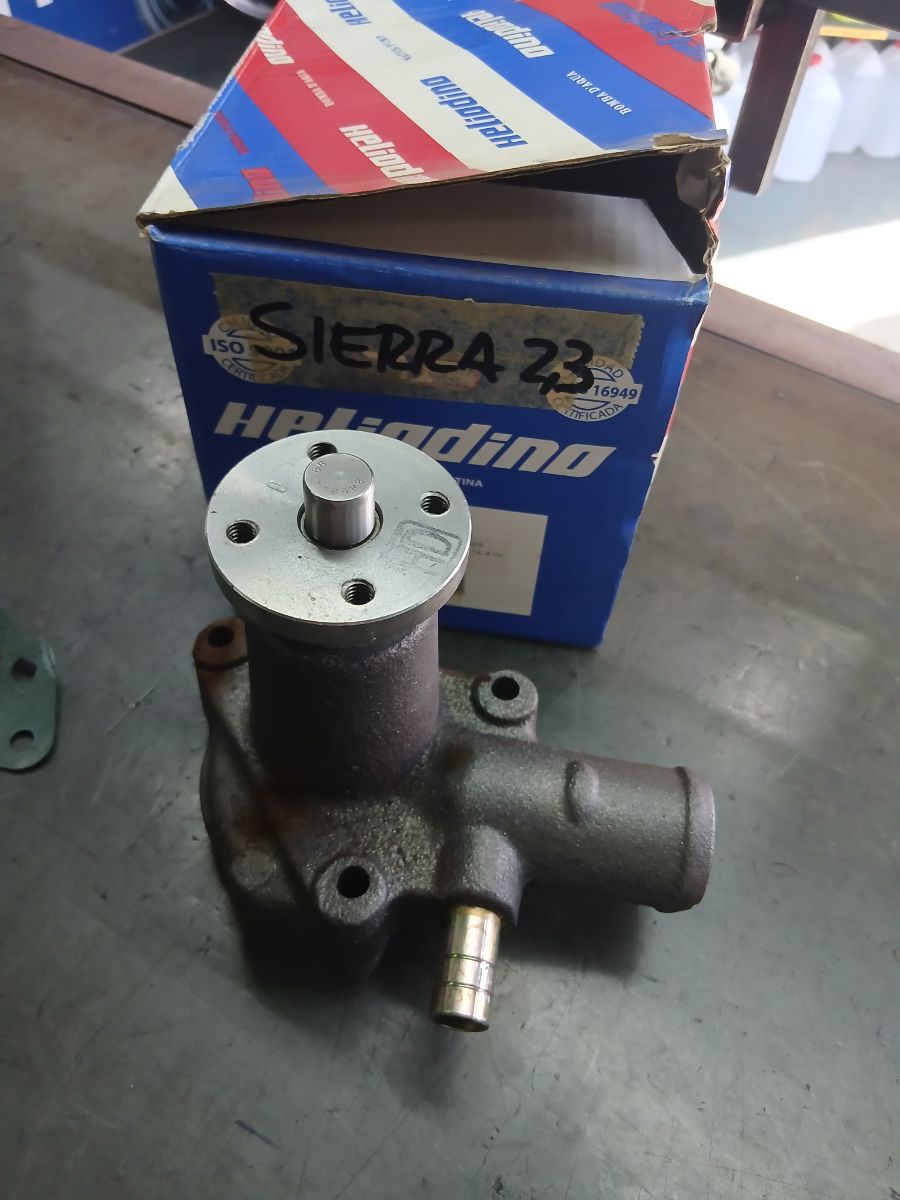Bomba de agua ford sierra 2.3 nueva