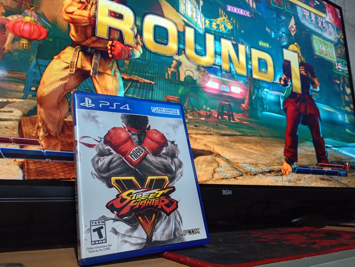 Street Fighter V juego PS4 (VENDIDO)