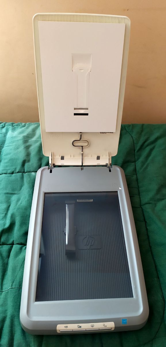 Scanner fotográfico HP Scanjet G-3010 en perfecto estado