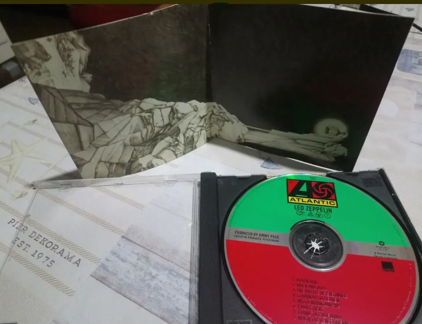 2 CDs Led Zeppelin Physical Graffiti DOBLE Y IV