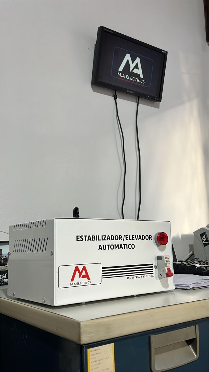 Estabilizador de tensión automático 