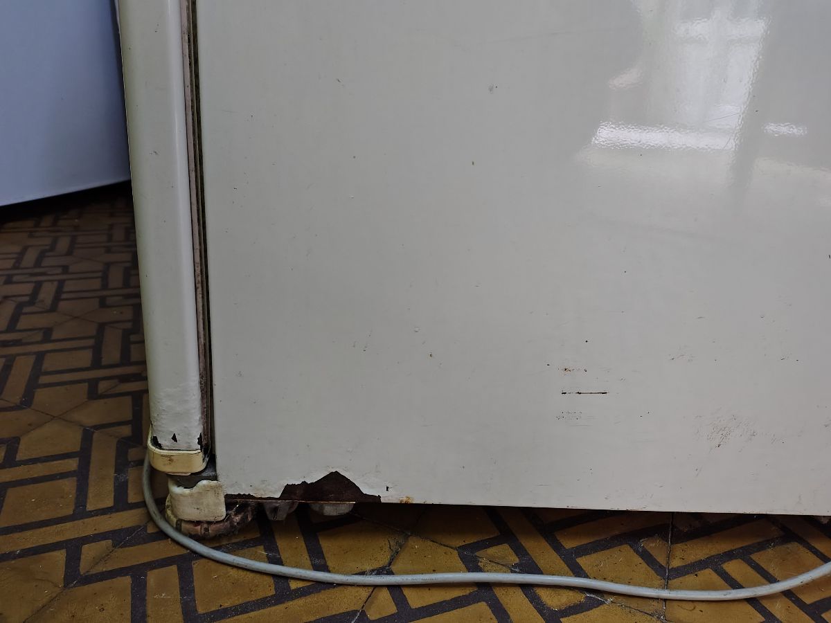Heladera Whirlpool ARB 210 con Freezer