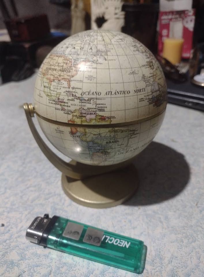 Globo Terráqueo Miniatura - Estilo Retro de Escritorio