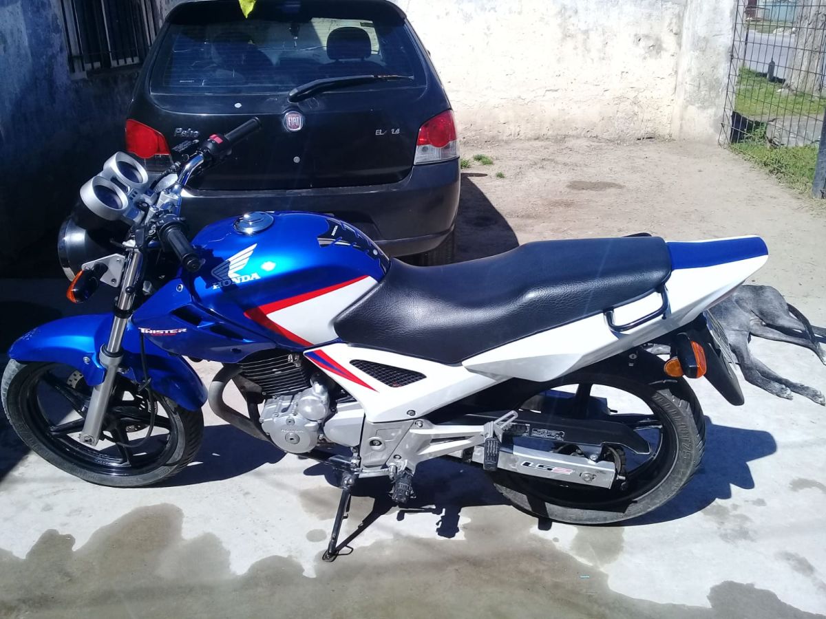 Honda Twister CBX 250CC
