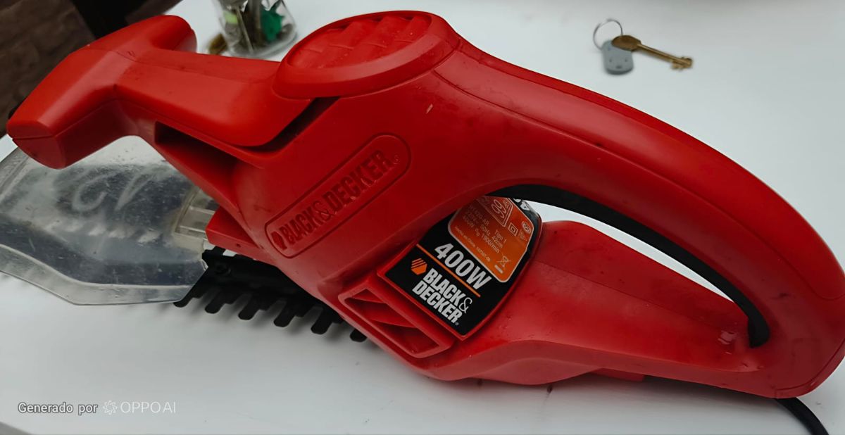 cortacerco electrico anda perfecto. oferta