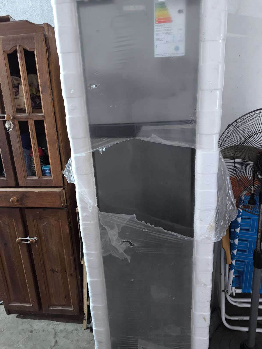 COMBO COCINA (heladera 340L, mini heladera, anafe vitrocerámico) negociable