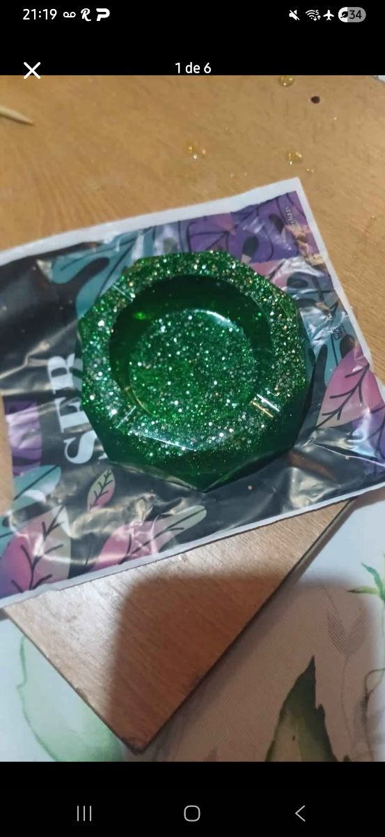 Ceniceros de resina personalizados