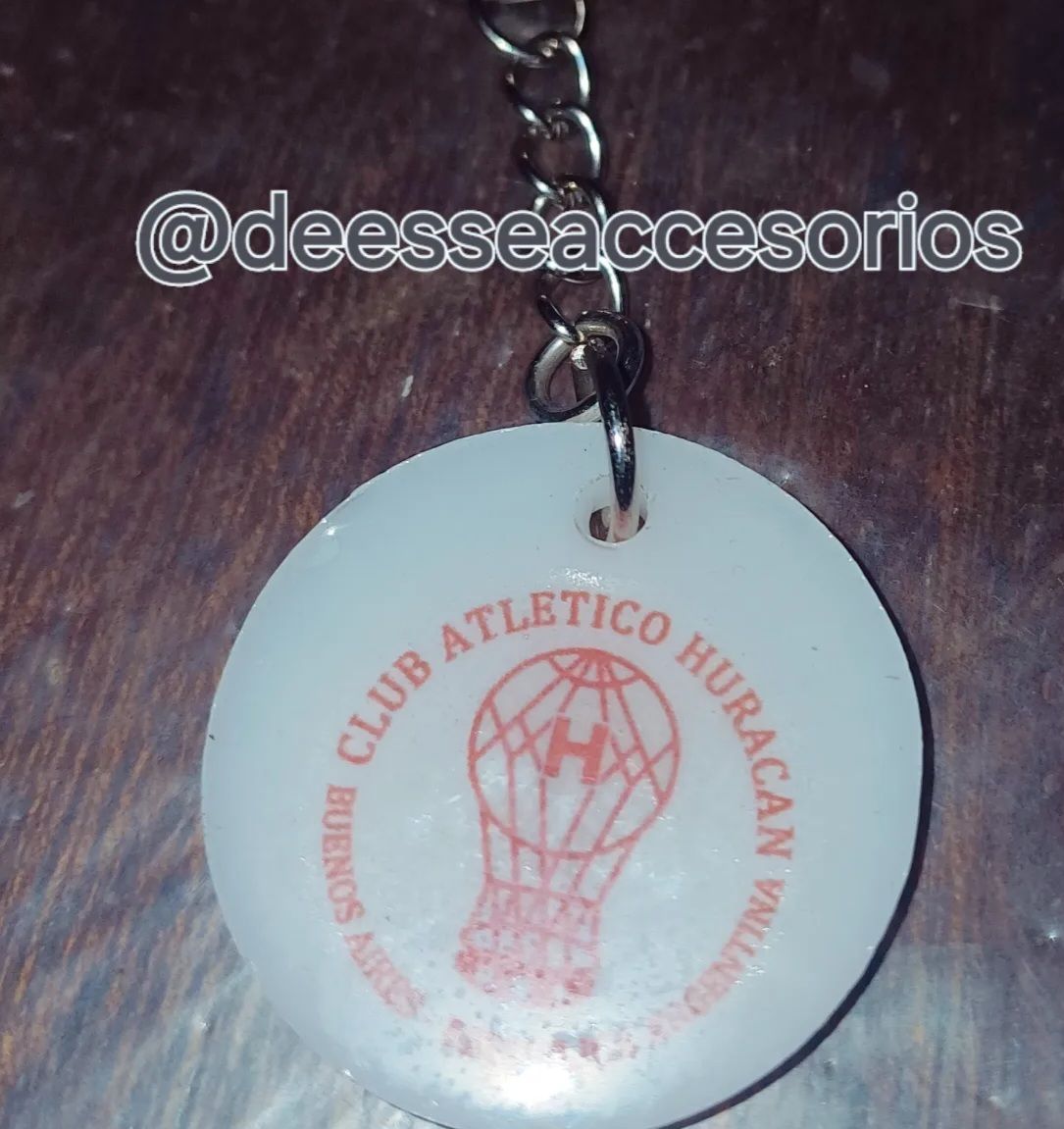 Llaveros de resina personalizados