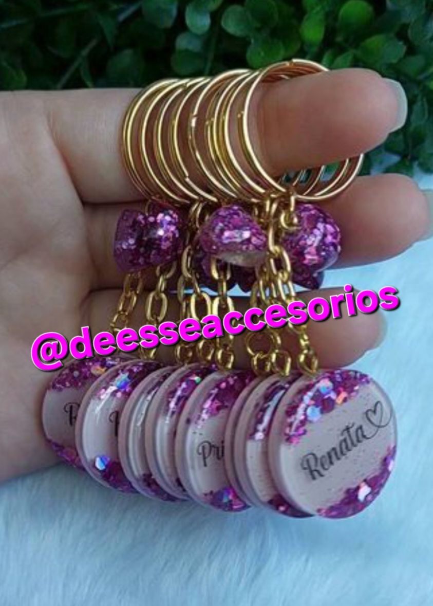Llaveros de resina personalizados