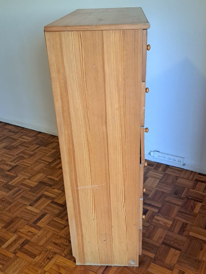 Cajonera habitación