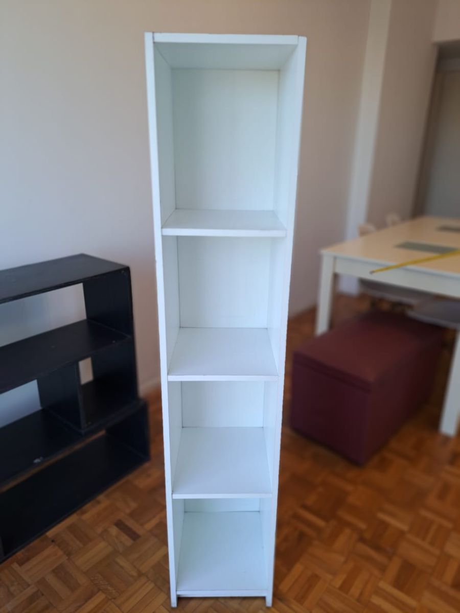 Estante blanco