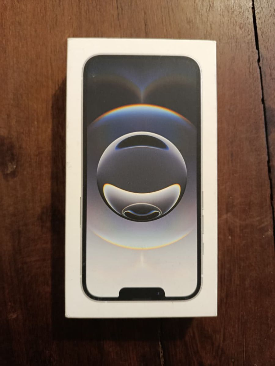 iPhone 16e 128 GB