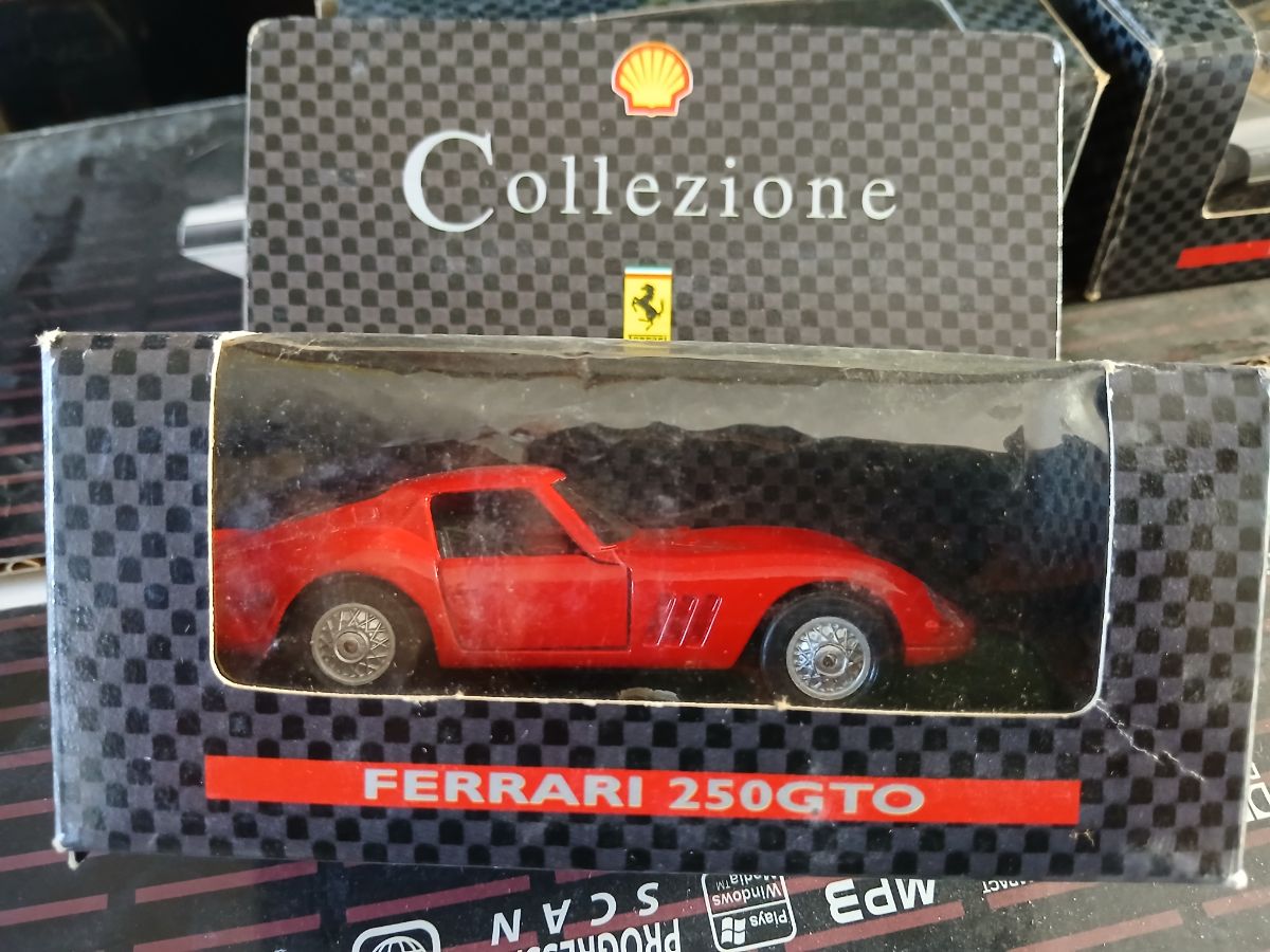 Autos ferrari a escala shell coleccion completa 8 autos
