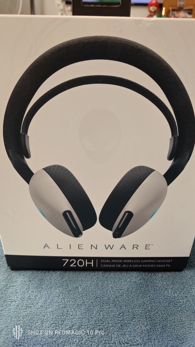Auricular alienware